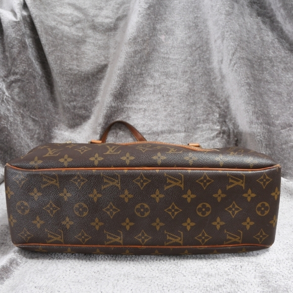 Louis Vuitton Paris Brown Monogram "Cite Gm" X-Large handbag - Picture 8 of 15